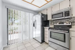 709 Oak Park Pl, Brandon, FL 33511 - Photo 13
