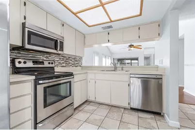 709 Oak Park Place, Brandon, FL 33511 - Photo 11
