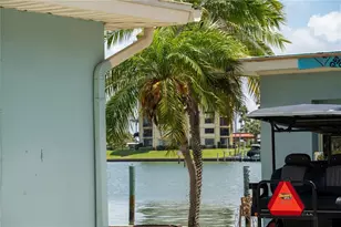 661 Poinsettia Ave, Clearwater Beach, FL 33767 - Photo 23