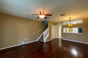 30305 Lacledes Ln, Wesley Chapel, FL 33543 - Photo 7