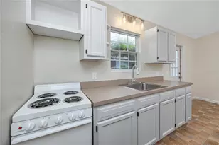7134 Lauder Pl, Tampa, FL 33617 - Photo 43