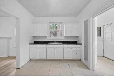2211 22nd Avenue S, Saint Petersburg, FL 33712 - Photo 7