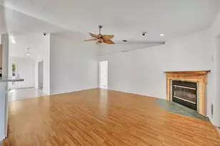 6427 Clair Shore Dr, Apollo Beach, FL 33572 - Photo 5