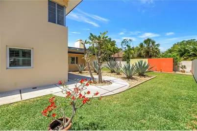 2781 Bayside Drive S, Saint Petersburg, FL 33705 - Photo 47
