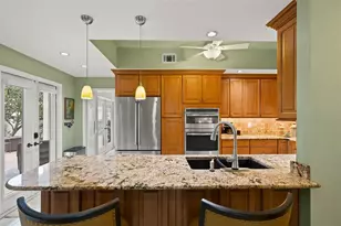 3233 W Parkland Blvd, Tampa, FL 33609 - Photo 41