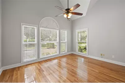 3233 W Parkland Boulevard, Tampa, FL 33609 - Photo 11