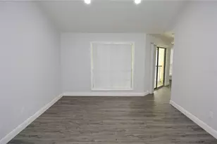 8633 Fancy Finch Dr, Tampa, FL 33614 - Photo 17