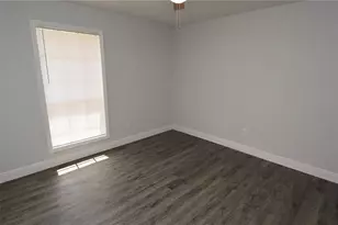 8633 Fancy Finch Dr, Tampa, FL 33614 - Photo 25