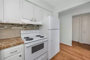 4340 37th St S, Saint Petersburg, FL 33711 - Photo 13