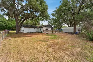 1740 Cherry Ln, Lakeland, FL 33811 - Photo 45