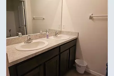 9628 Troncais Circle, Thonotosassa, FL 33592 - Photo 3