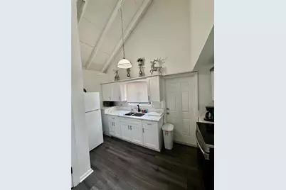12315 Touchton Drive #90, Tampa, FL 33617 - Photo 3