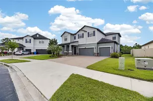 2905 Hilliard Dr, Wesley Chapel, FL 33543 - Photo 1
