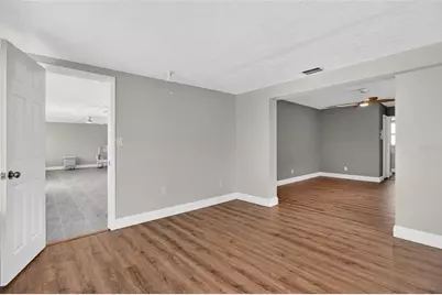 12050 7th Street E, Treasure Island, FL 33706 - Photo 17