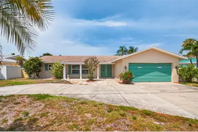 12050 7th Street E, Treasure Island, FL 33706 - Photo 25
