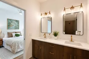 106 36th St N 1st Ave N, Saint Petersburg, FL 33713 - Photo 9