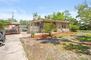 7458 Gates Cir, Spring Hill, FL 34606 - Photo 37