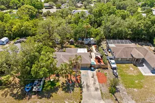 7458 Gates Cir, Spring Hill, FL 34606 - Photo 31