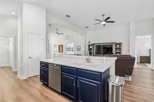 13128 Palmilla Cir, Dade City, FL 33525 - Photo 19