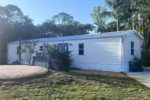 15325 Mapletree Dr, Punta Gorda, FL 33955 - Photo 1