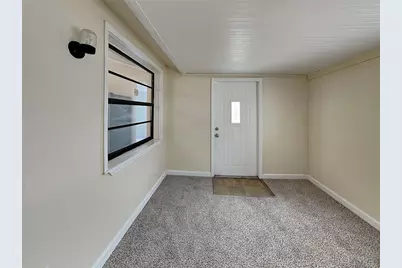 9515 Letterstone Court, Tampa, FL 33615 - Photo 9