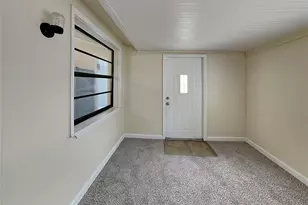 9515 Letterstone Ct, Tampa, FL 33615 - Photo 9