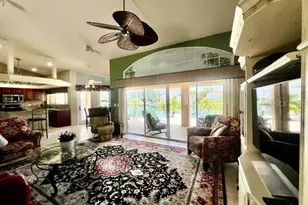 120 9th St E, Tierra Verde, FL 33715 - Photo 9