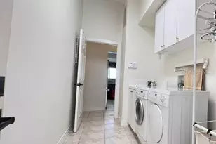 120 9th St E, Tierra Verde, FL 33715 - Photo 57