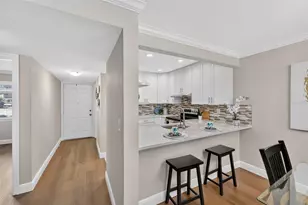 731 83rd Ave N, Saint Petersburg, FL 33702 - Photo 3