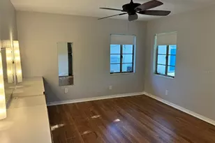 1155 53rd Ave N, Saint Petersburg, FL 33703 - Photo 17