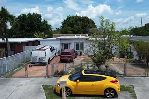 445 E 43rd St, Hialeah, FL 33013 - Photo 3