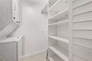 3206 W Azeele St, Tampa, FL 33609 - Photo 17