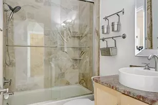 2863 Duncan Tree Cir, Valrico, FL 33594 - Photo 21