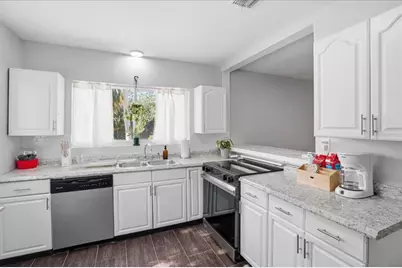 6301 11th Avenue S, Gulfport, FL 33707 - Photo 9
