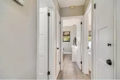 2901 70th Street N, Saint Petersburg, FL 33710 - Photo 13