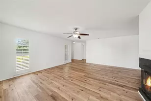 13030 Village Chase Cir, Tampa, FL 33618 - Photo 5