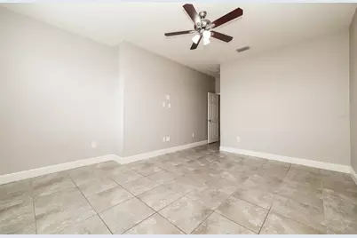 10152 Celtic Ash Drive, Ruskin, FL 33573 - Photo 5