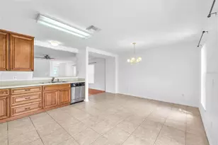 6760 Waterton Dr, Riverview, FL 33578 - Photo 11