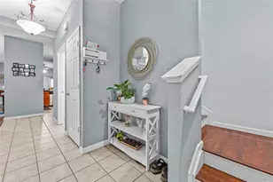 8104 Downpatrick Ct, Tampa, FL 33610 - Photo 3