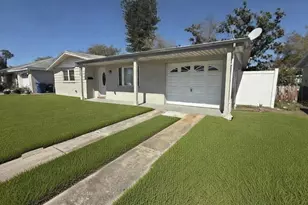 4033 Newcastle Dr, New Port Richey, FL 34652 - Photo 3