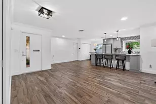 1501 North Dakota Ave NE, Saint Petersburg, FL 33703 - Photo 5