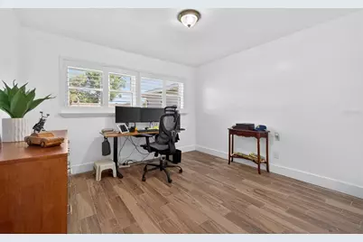 1501 N Dakota Avenue NE, Saint Petersburg, FL 33703 - Photo 27