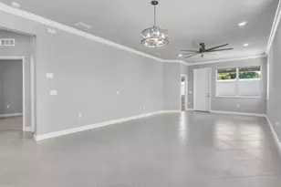 1461 N River Cir, Tarpon Springs, FL 34689 - Photo 15