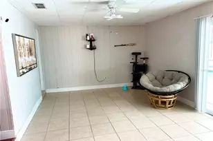 143 Valley Cir, Brandon, FL 33510 - Photo 11