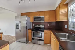 4420 37th St S, Saint Petersburg, FL 33711 - Photo 9