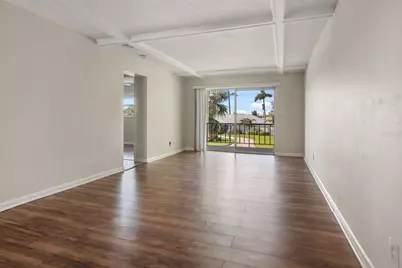 4420 37th Street S #9, Saint Petersburg, FL 33711 - Photo 3