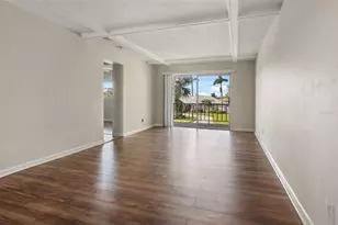 4420 37th St S, Saint Petersburg, FL 33711 - Photo 3