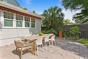 1101 11th St N, Saint Petersburg, FL 33705 - Photo 51