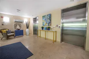 12077 Gandy Blvd N, Saint Petersburg, FL 33702 - Photo 3