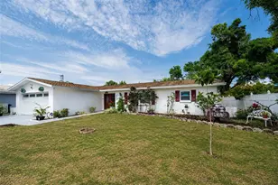 6212 20th St S, Saint Petersburg, FL 33712 - Photo 1